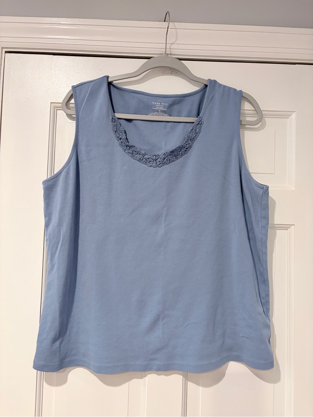 Kate Hill Blue Sleeveless Top Lace Neckline Size Large Cotton